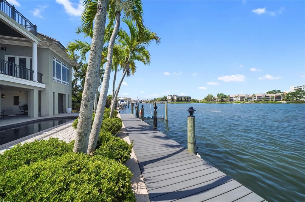 For Sale: $4,500,000 (5 beds, 5 baths, 4282 Square Feet)