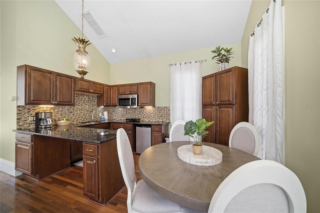 For Sale: $4,500,000 (5 beds, 5 baths, 4282 Square Feet)