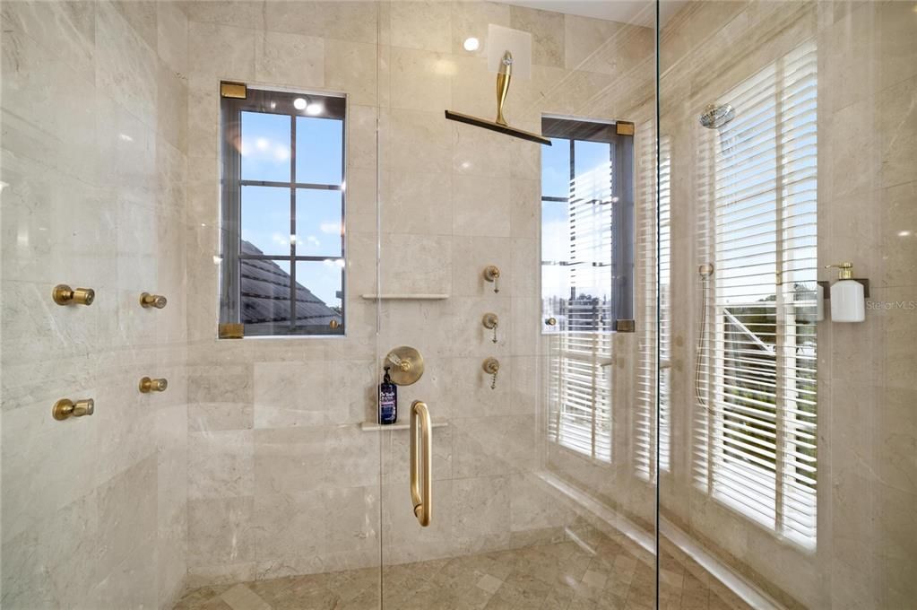 For Sale: $4,500,000 (5 beds, 5 baths, 4282 Square Feet)