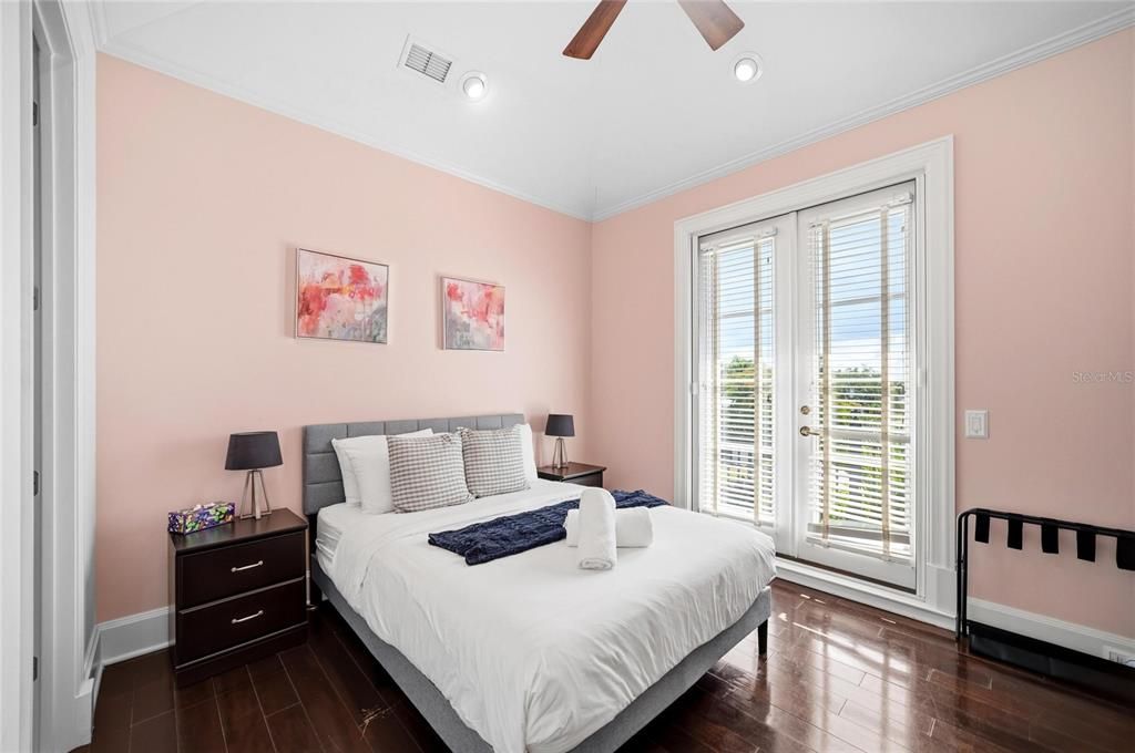 For Sale: $4,500,000 (5 beds, 5 baths, 4282 Square Feet)
