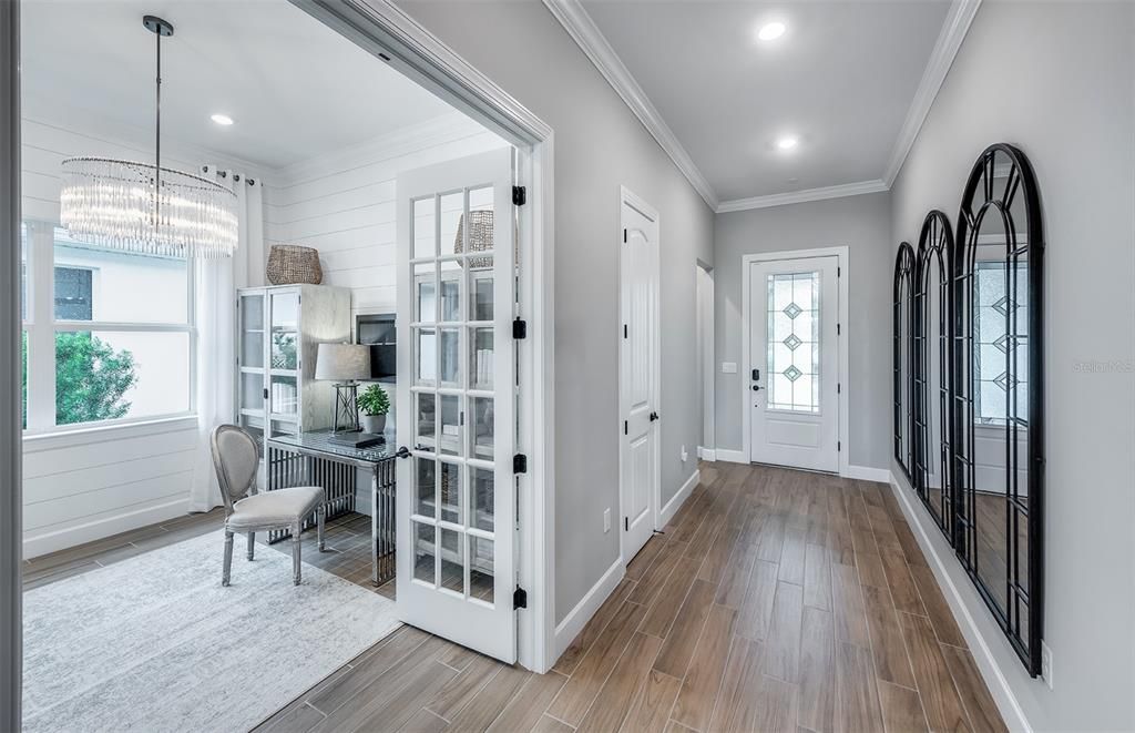 For Sale: $434,990 (2 beds, 2 baths, 2080 Square Feet)