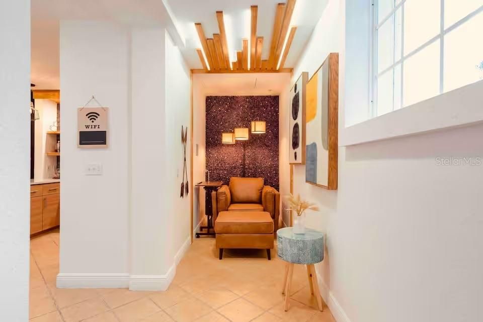 For Sale: $467,500 (3 beds, 3 baths, 2124 Square Feet)