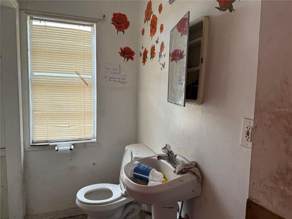 En Venta: $132,900 (3 camas, 1 baños, 920 Pies cuadrados)