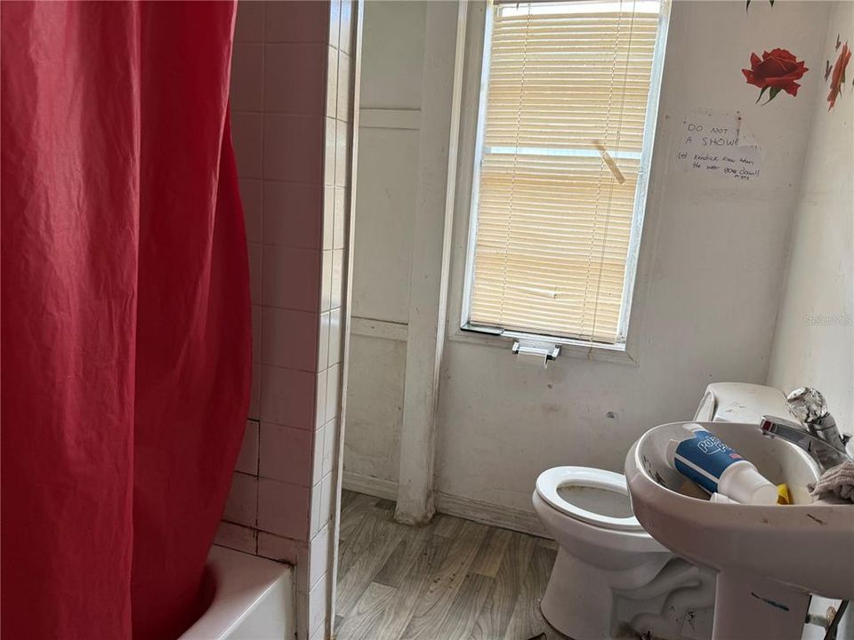 En Venta: $132,900 (3 camas, 1 baños, 920 Pies cuadrados)
