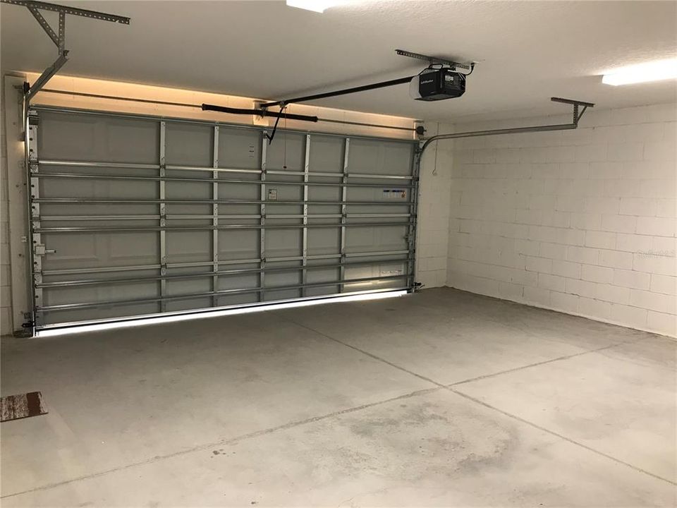 В аренду: $3,350 (4 спален, 3 ванн, 1845 Квадратных фут)