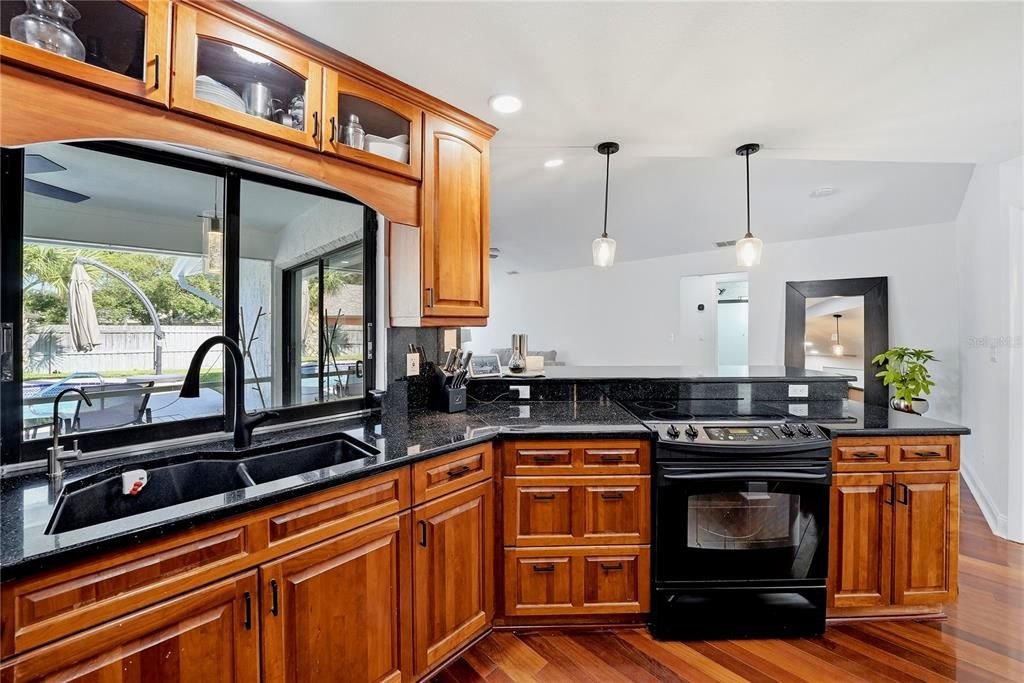 Active With Contract: $635,000 (3 beds, 2 baths, 1886 Square Feet)