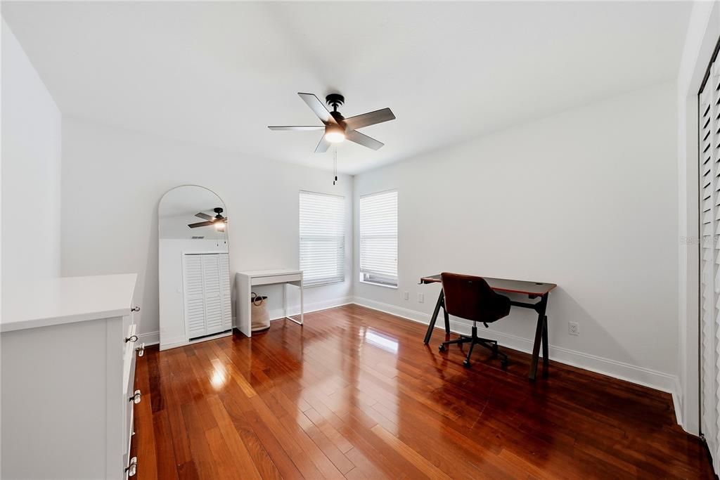 Active With Contract: $635,000 (3 beds, 2 baths, 1886 Square Feet)