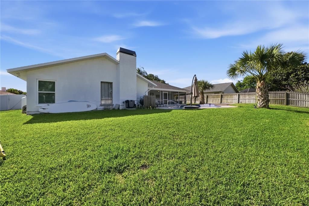 Active With Contract: $635,000 (3 beds, 2 baths, 1886 Square Feet)