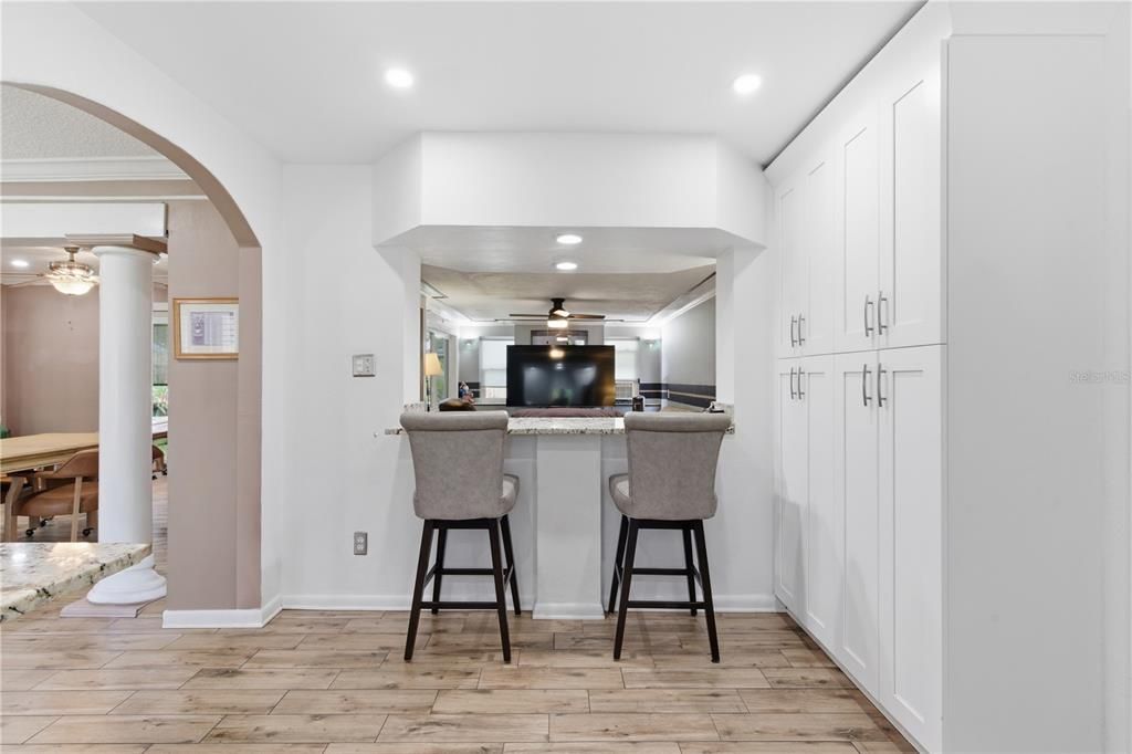 En Venta: $550,000 (2 camas, 2 baños, 1364 Pies cuadrados)