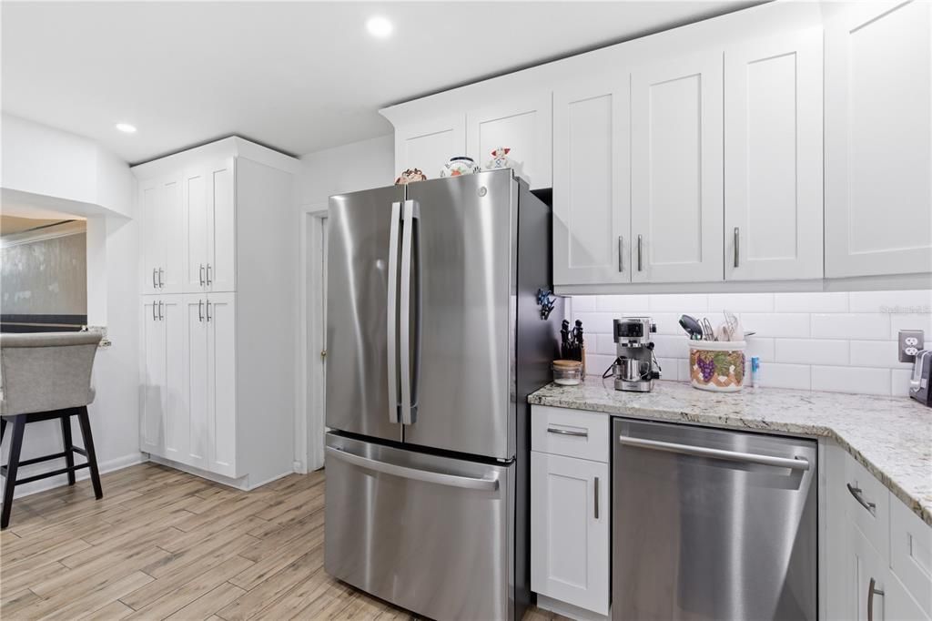 En Venta: $550,000 (2 camas, 2 baños, 1364 Pies cuadrados)