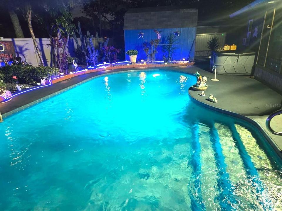 En Venta: $550,000 (2 camas, 2 baños, 1364 Pies cuadrados)