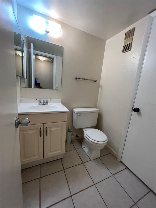 В аренду: $1,550 (2 спален, 1 ванн, 860 Квадратных фут)