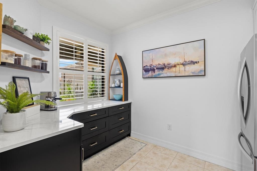 For Sale: $419,900 (2 beds, 2 baths, 1608 Square Feet)