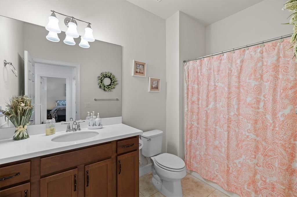 For Sale: $419,900 (2 beds, 2 baths, 1608 Square Feet)