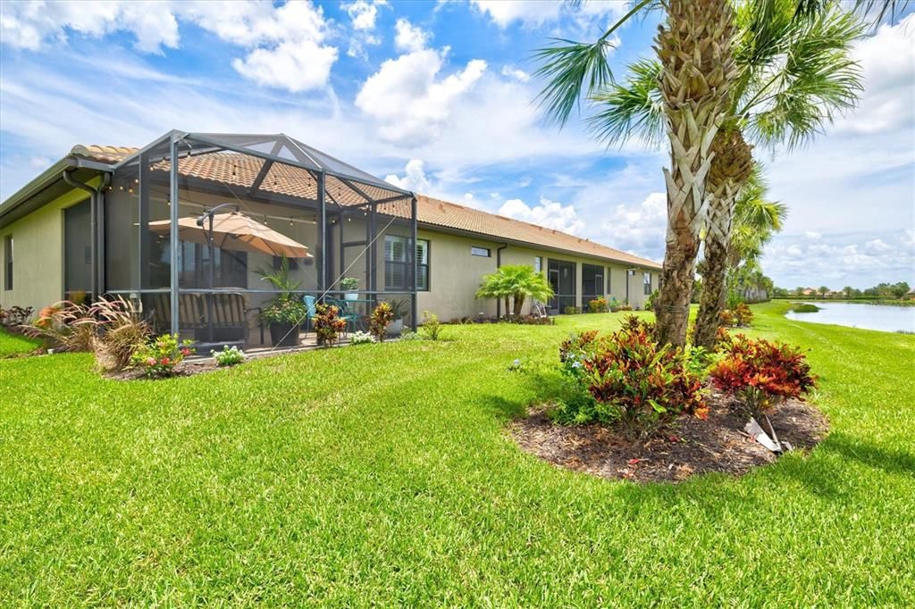 For Sale: $419,900 (2 beds, 2 baths, 1608 Square Feet)