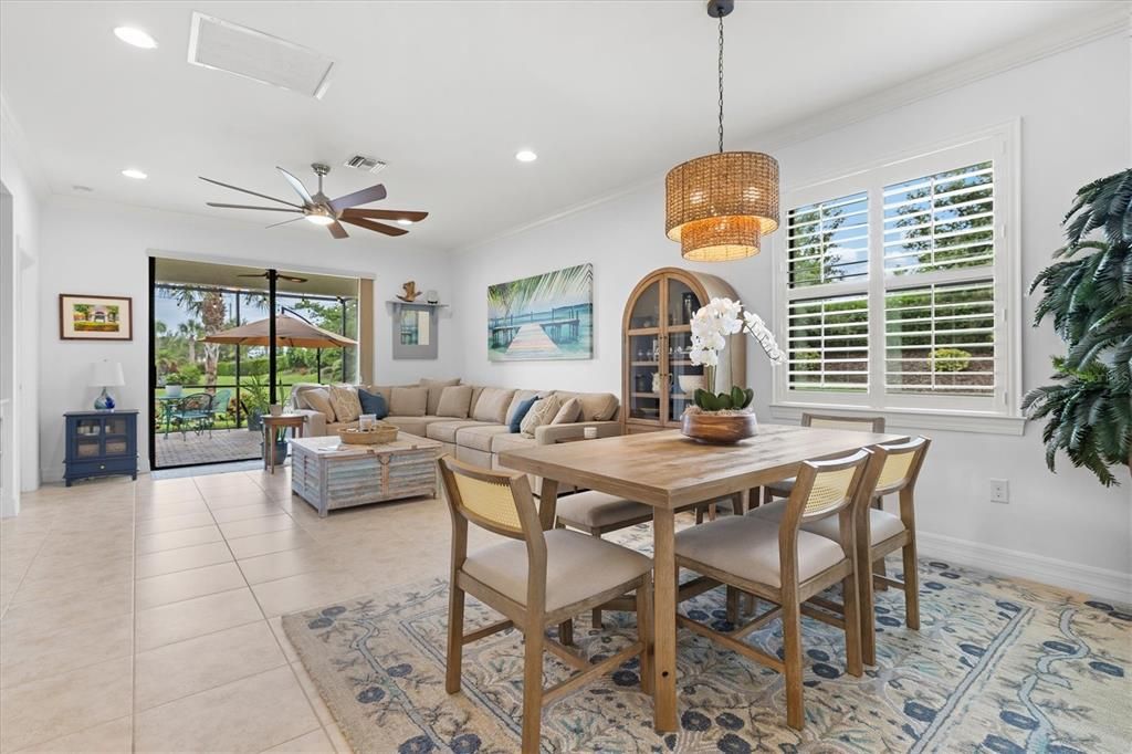 For Sale: $419,900 (2 beds, 2 baths, 1608 Square Feet)