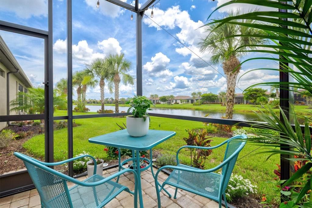 For Sale: $419,900 (2 beds, 2 baths, 1608 Square Feet)
