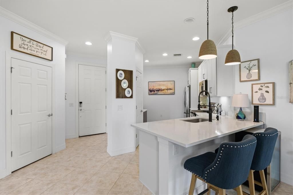 For Sale: $419,900 (2 beds, 2 baths, 1608 Square Feet)