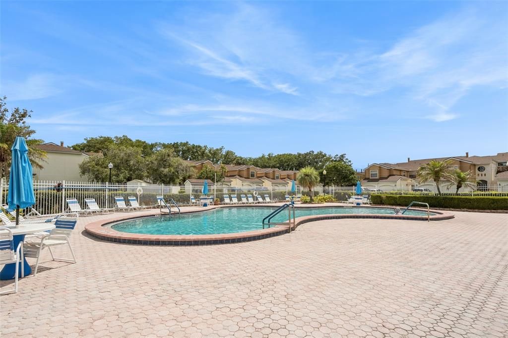 For Sale: $240,000 (2 beds, 2 baths, 1026 Square Feet)