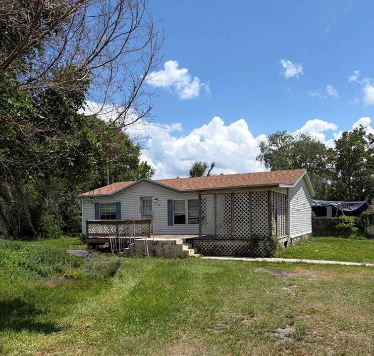 Recently Sold: $200,000 (3 beds, 2 baths, 1188 Square Feet)
