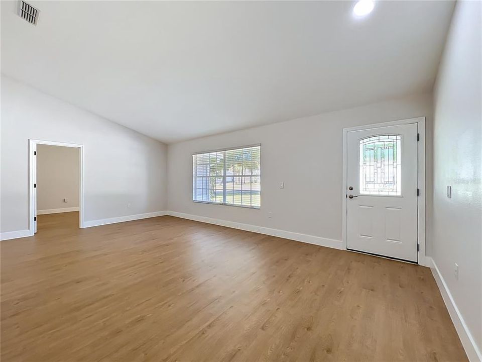 En Venta: $499,900 (3 camas, 2 baños, 1764 Pies cuadrados)