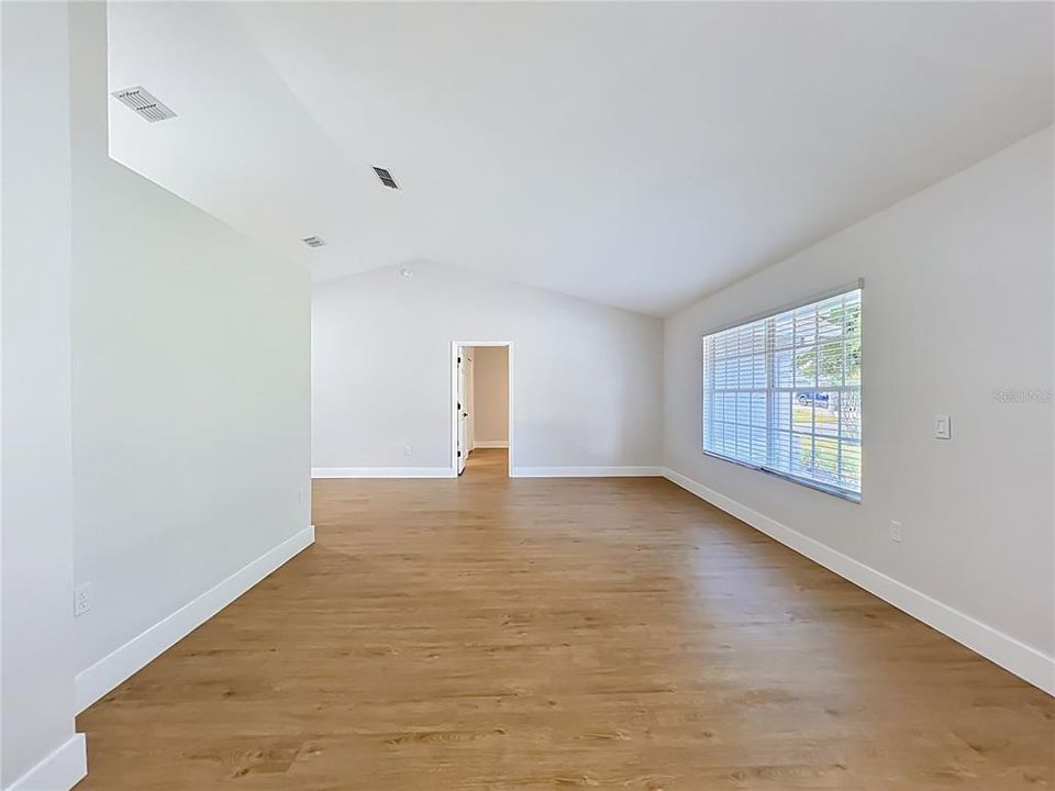 En Venta: $499,900 (3 camas, 2 baños, 1764 Pies cuadrados)