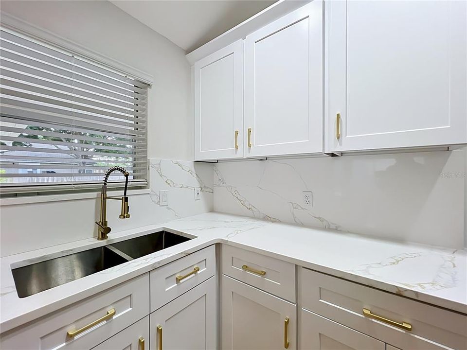 En Venta: $499,900 (3 camas, 2 baños, 1764 Pies cuadrados)