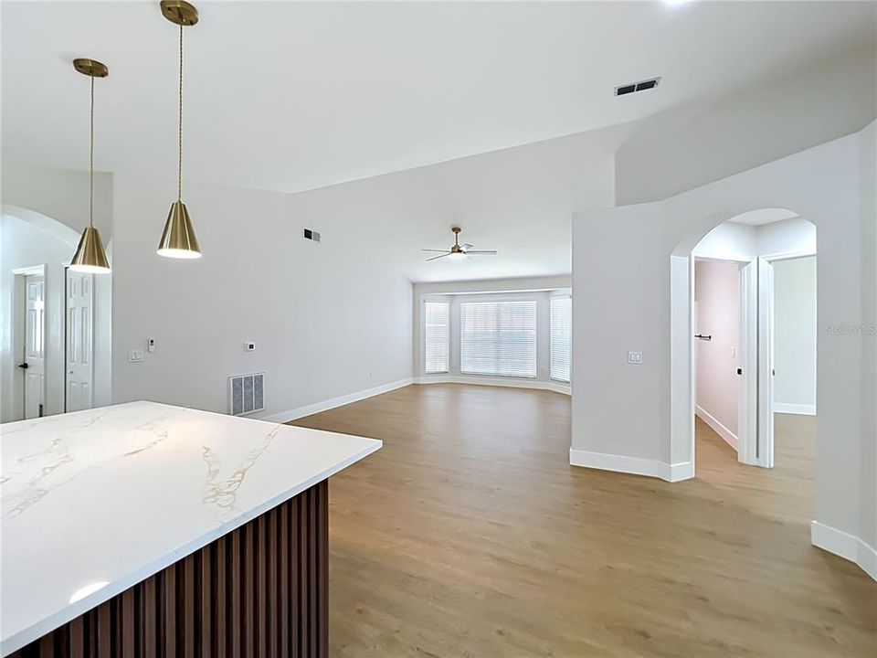 En Venta: $499,900 (3 camas, 2 baños, 1764 Pies cuadrados)