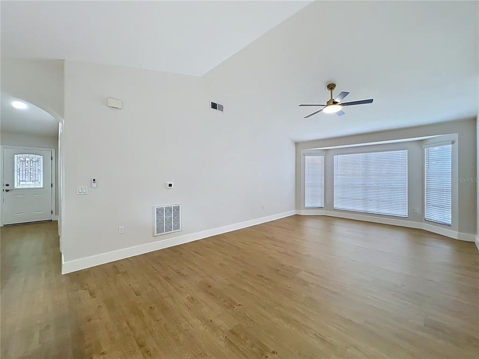 En Venta: $499,900 (3 camas, 2 baños, 1764 Pies cuadrados)