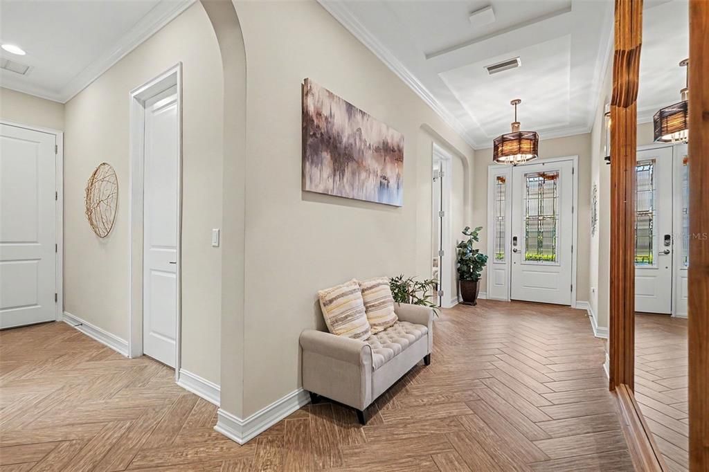 For Rent: $7,500 (4 beds, 3 baths, 3993 Square Feet)