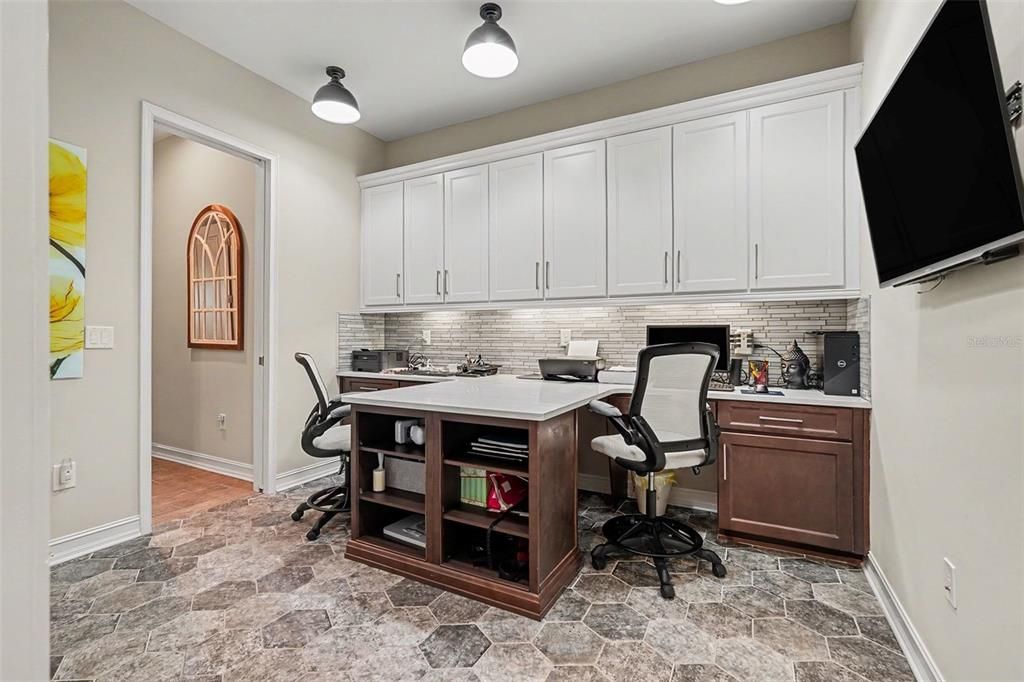 For Rent: $7,500 (4 beds, 3 baths, 3993 Square Feet)