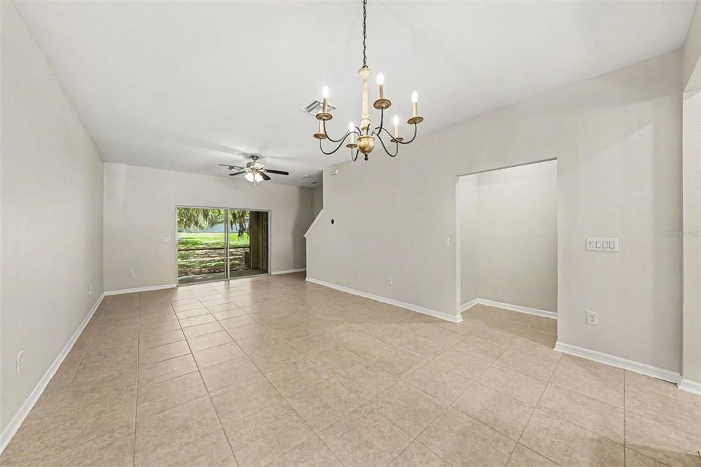 En Venta: $245,000 (2 camas, 2 baños, 1581 Pies cuadrados)
