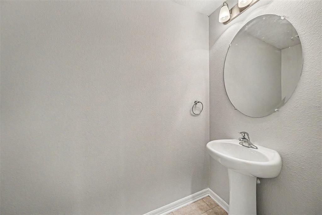 En Venta: $245,000 (2 camas, 2 baños, 1581 Pies cuadrados)