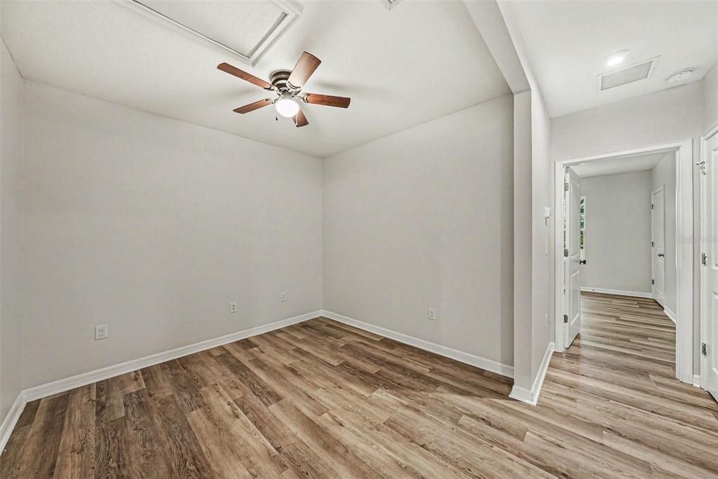 En Venta: $245,000 (2 camas, 2 baños, 1581 Pies cuadrados)