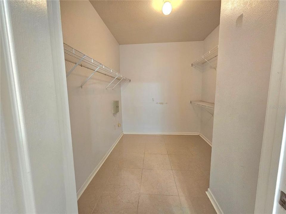 En Venta: $199,000 (3 camas, 2 baños, 1445 Pies cuadrados)