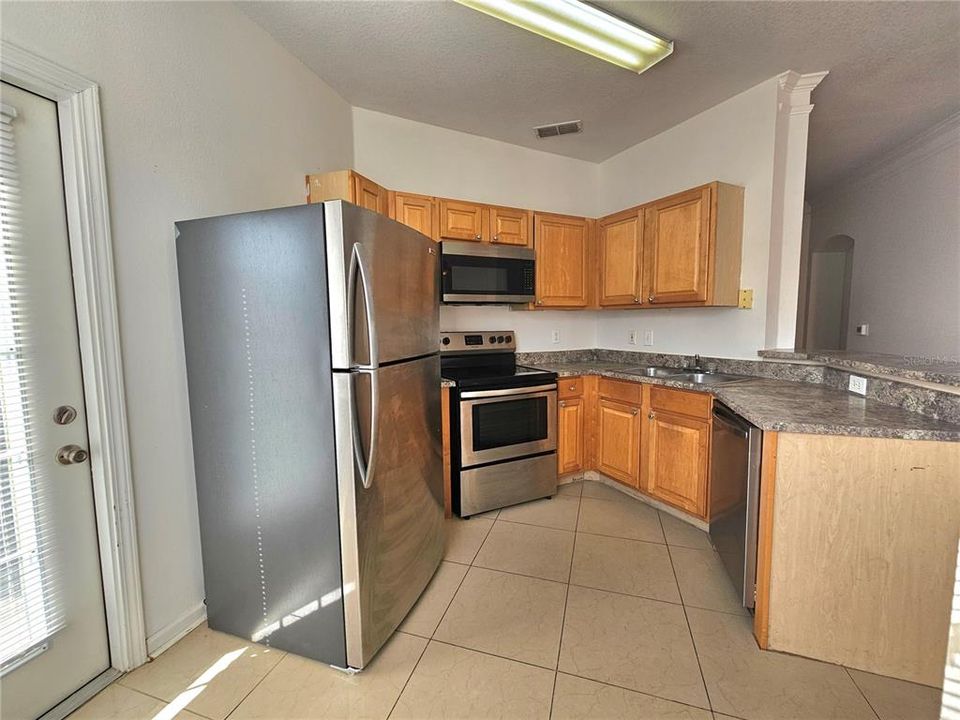 En Venta: $199,000 (3 camas, 2 baños, 1445 Pies cuadrados)