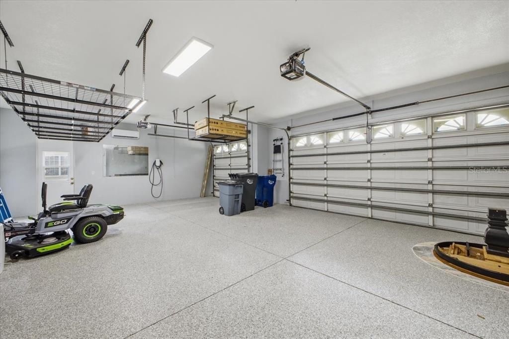 Activo con contrato: $699,000 (4 camas, 3 baños, 2888 Pies cuadrados)
