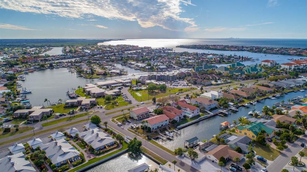 En Venta: $275,000 (2 camas, 1 baños, 1160 Pies cuadrados)