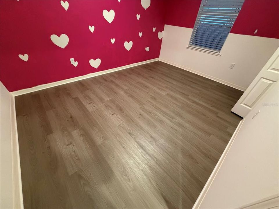 На продажу: $309,000 (4 спален, 2 ванн, 1874 Квадратных фут)