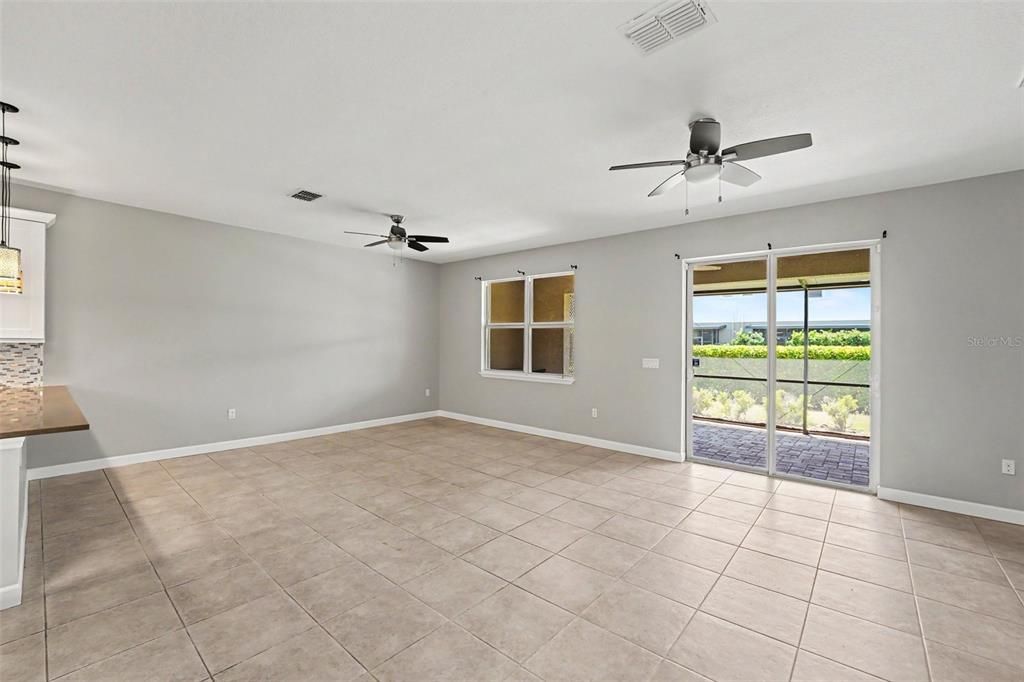 For Rent: $3,450 (3 beds, 2 baths, 2102 Square Feet)