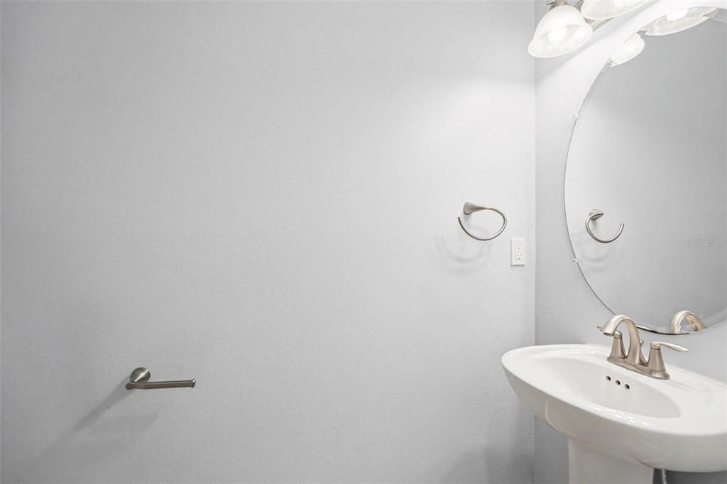 For Rent: $3,450 (3 beds, 2 baths, 2102 Square Feet)