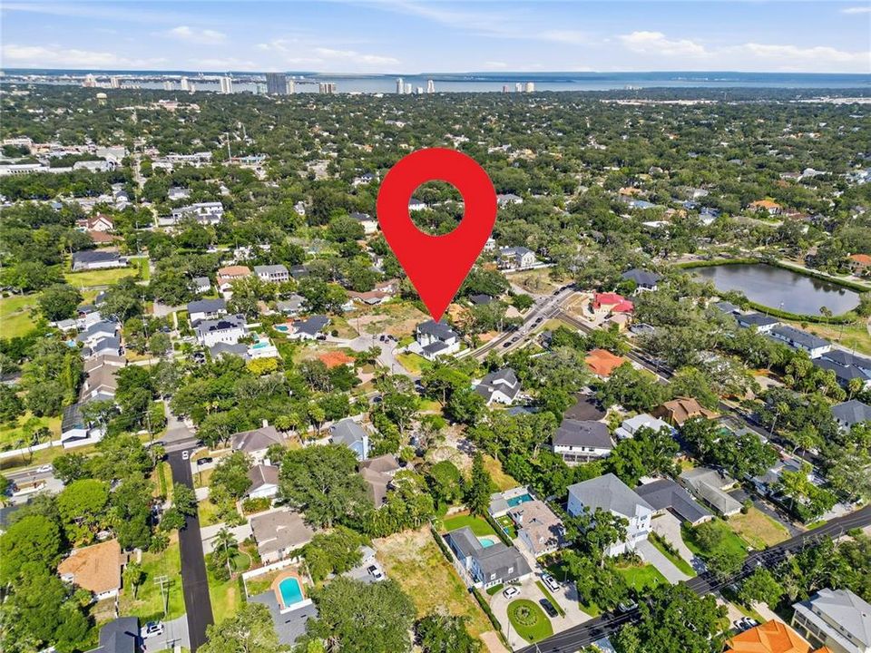 На продажу: $2,500,000 (5 спален, 5 ванн, 4771 Квадратных фут)
