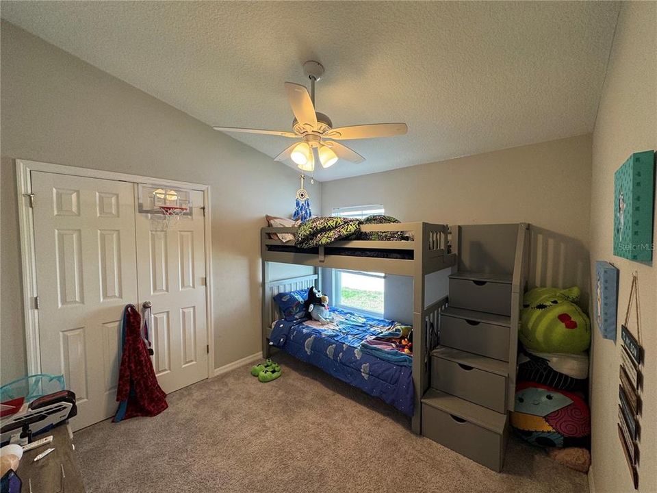 Active With Contract: $2,650 (3 beds, 2 baths, 1602 Square Feet)