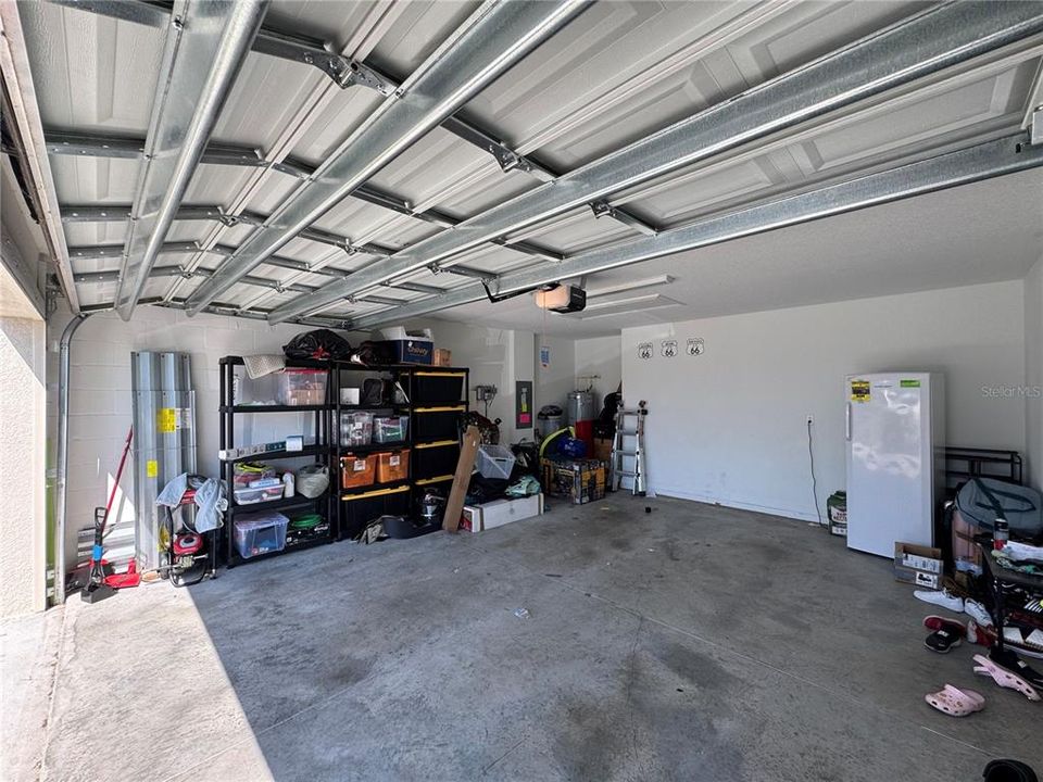 Active With Contract: $2,650 (3 beds, 2 baths, 1602 Square Feet)