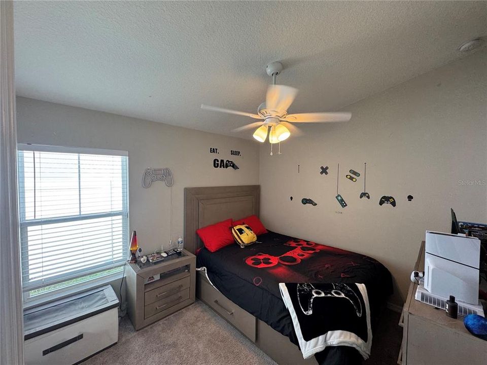 Active With Contract: $2,650 (3 beds, 2 baths, 1602 Square Feet)