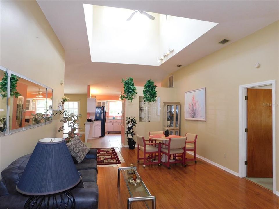 En Venta: $274,900 (3 camas, 2 baños, 1846 Pies cuadrados)