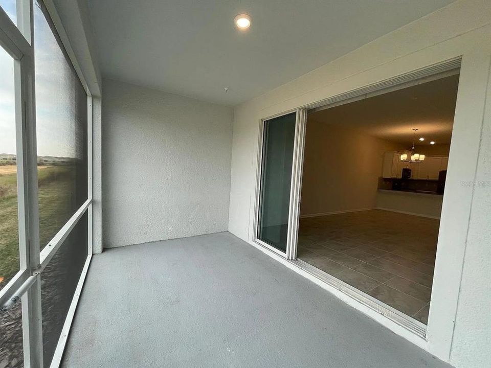 For Sale: $260,000 (3 beds, 2 baths, 1388 Square Feet)