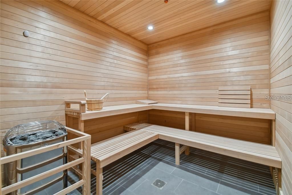 На продажу: $1,225,000 (2 спален, 2 ванн, 1409 Квадратных фут)