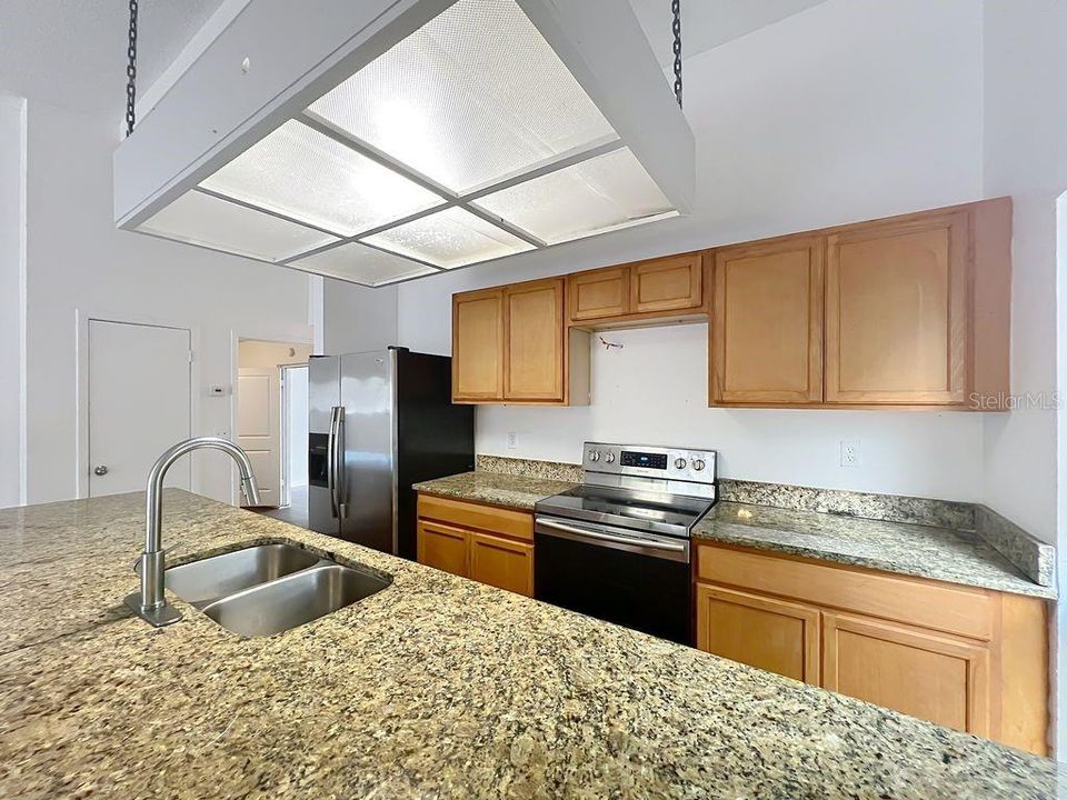 В аренду: $1,750 (3 спален, 2 ванн, 1386 Квадратных фут)