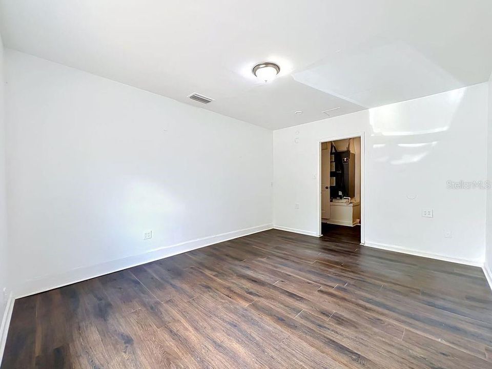 В аренду: $1,750 (3 спален, 2 ванн, 1386 Квадратных фут)